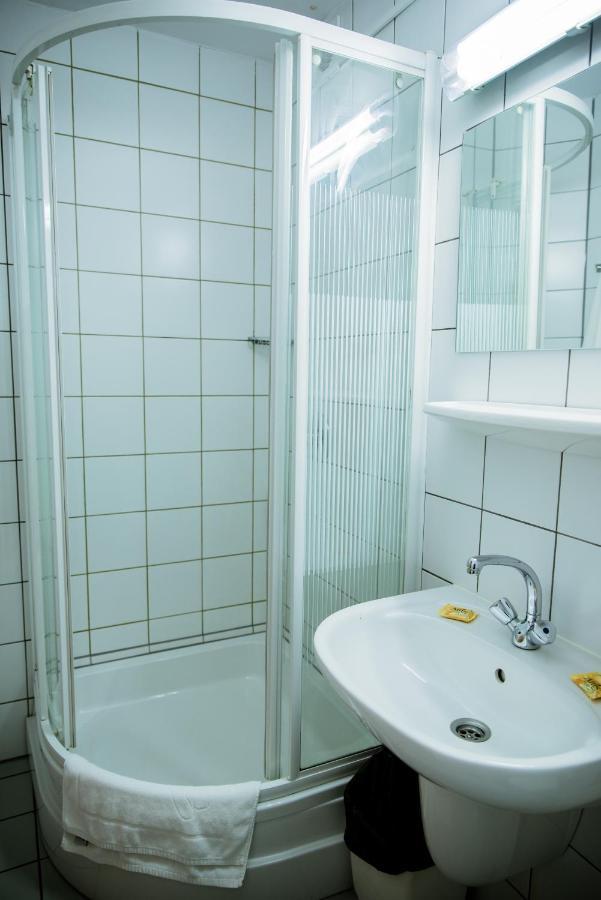 Miedzynarodowy Dom Spotkan Mlodziezy W Oswiecimiu 外观 照片