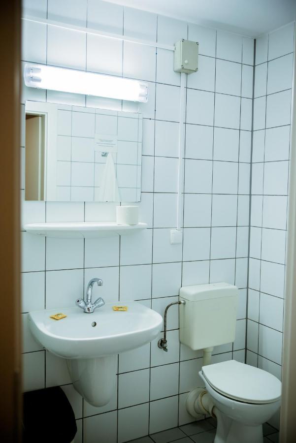 Miedzynarodowy Dom Spotkan Mlodziezy W Oswiecimiu 外观 照片